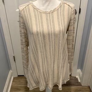 Women’s American Eagle Lazy Sunday sweater